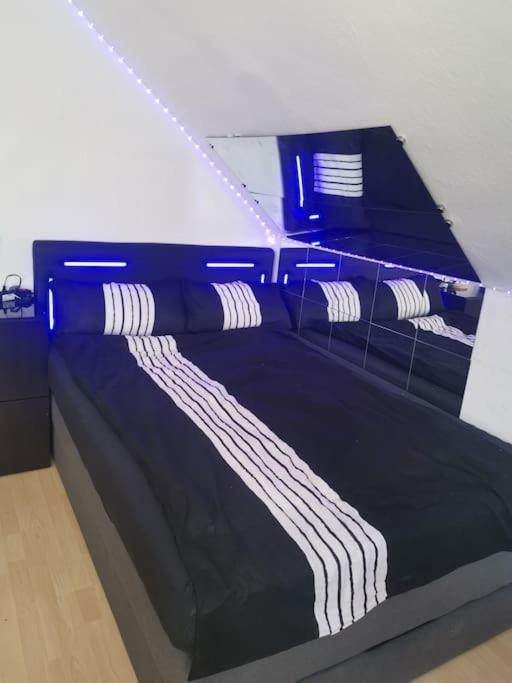 Wohnung Am Kurpark Mit Privater Innensauna & Led! Schluesselbox بوبارد المظهر الخارجي الصورة